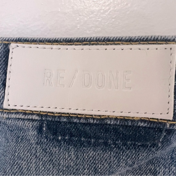Re/Done Womens Sz 24 70’s Straight Leg Moon
Stoned Stud 100% Cotton Jeans - Picture 11 of 13